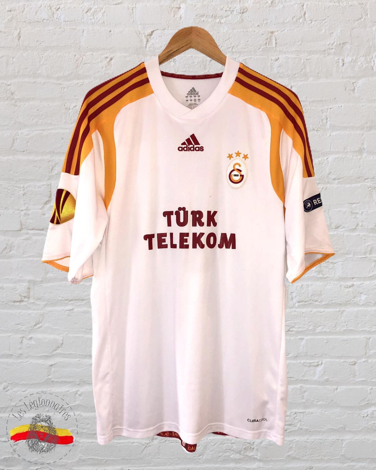 Galatasaray 09-10 Visitante 3