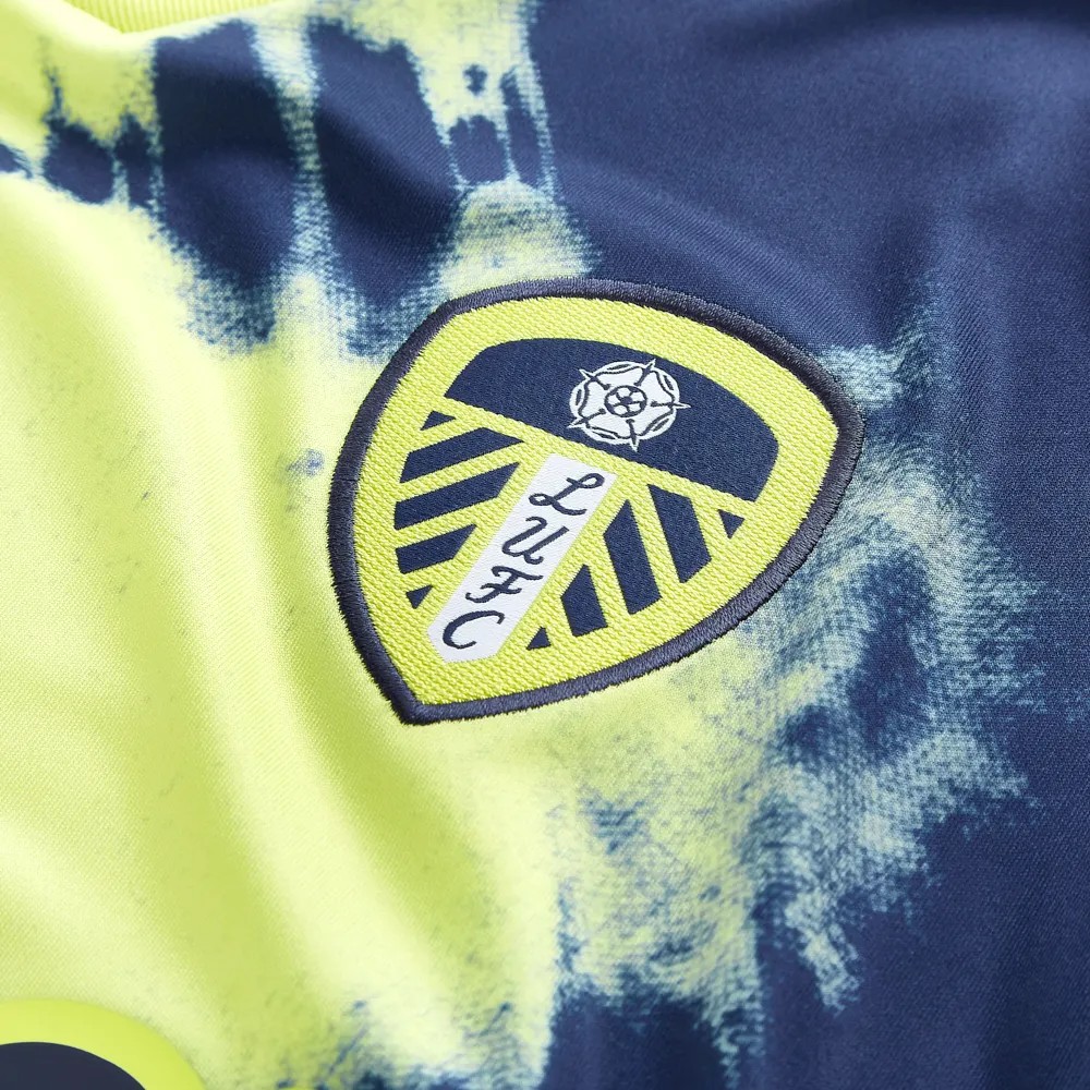 Leeds United 22-23 Visitante 4