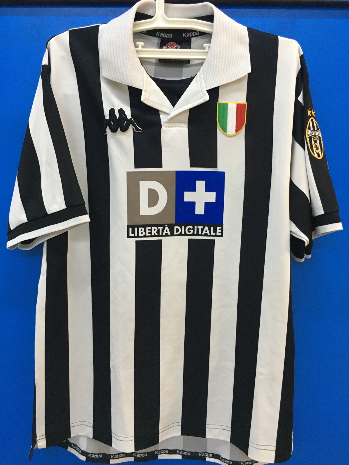 Juventus FC 98-99 Local 3
