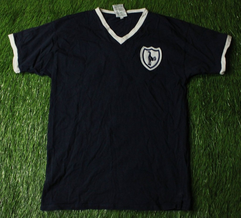 Segunda equipación de Tottenham 60-61