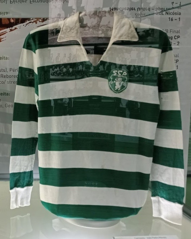 Primera equipación de Sporting de Portugal 63-64