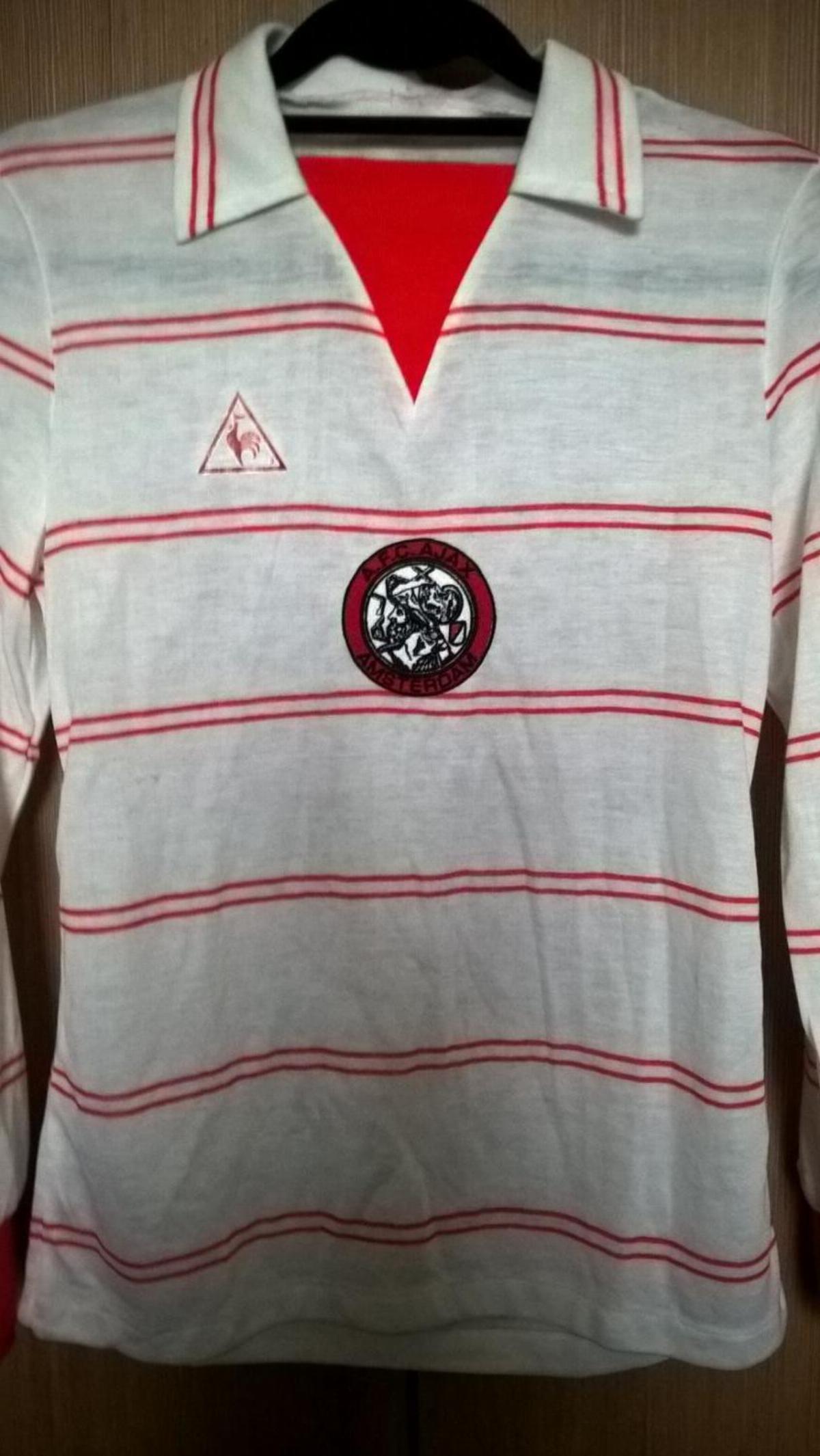 Ajax Amsterdam 81-82 Visitante