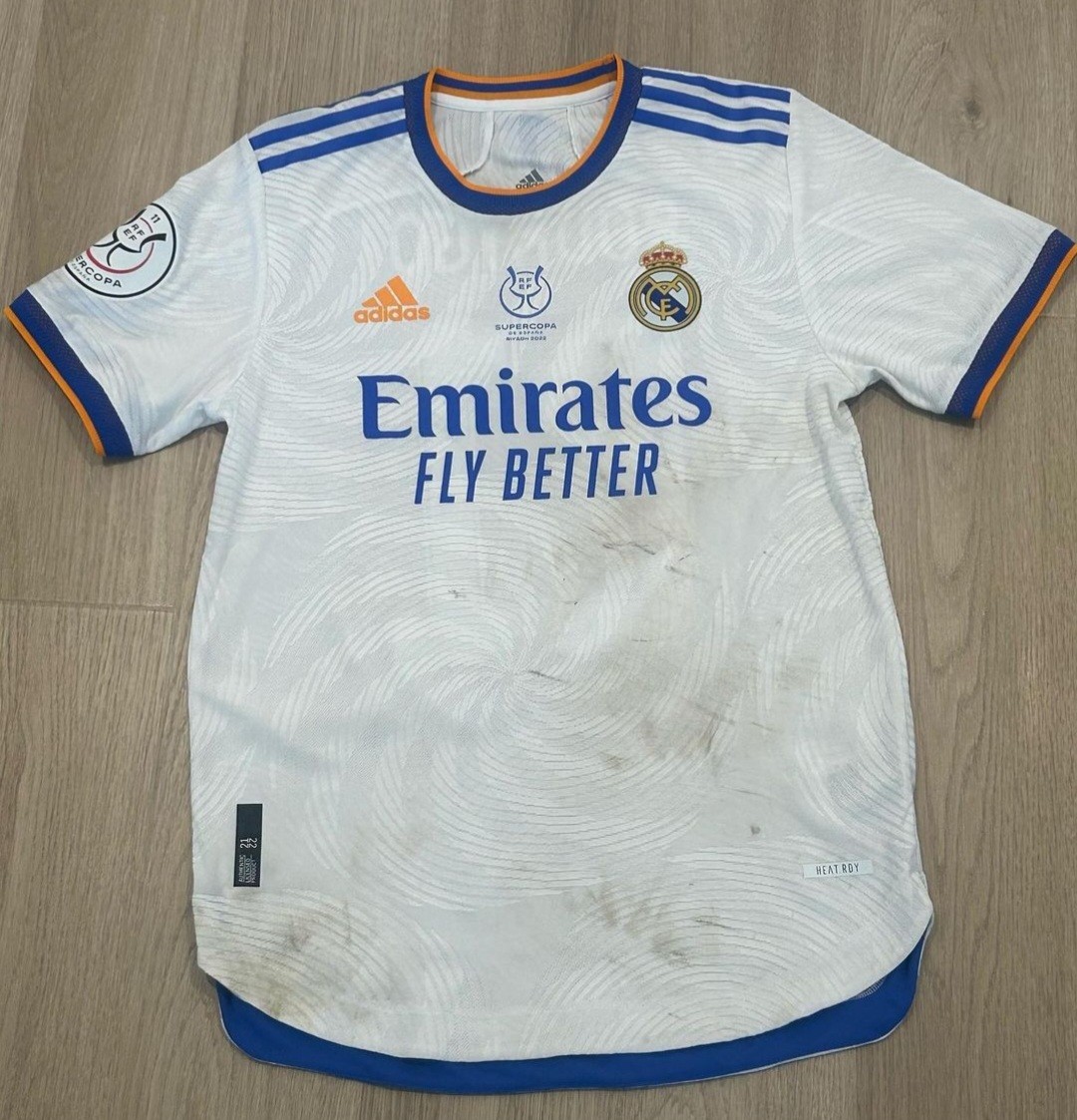Equipación especial de Real Madrid 21-22