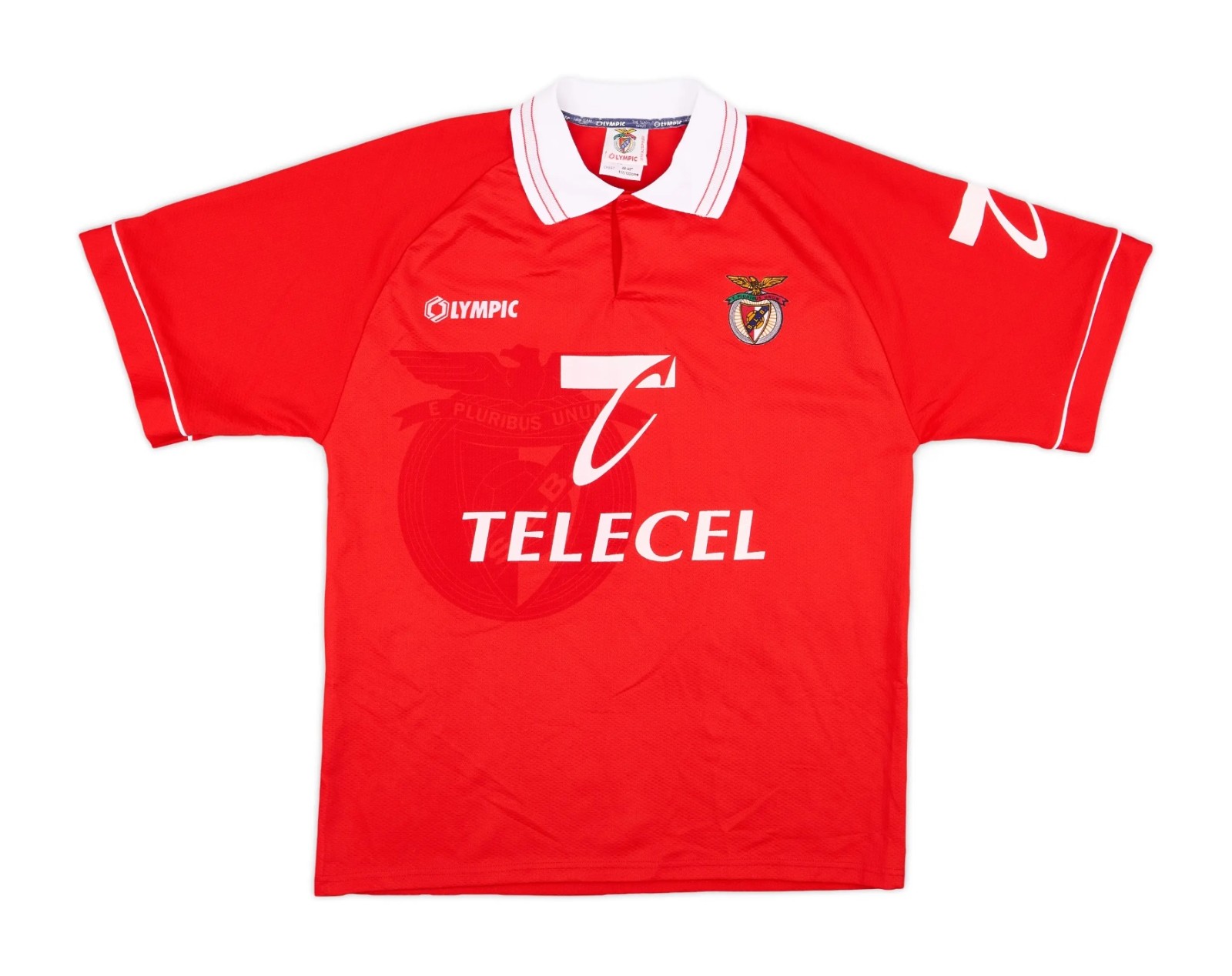 Primera equipación de Benfica 96-97
