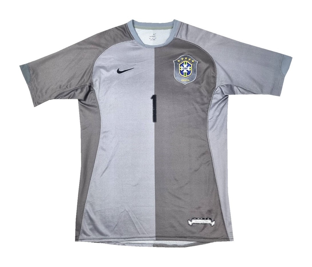 Equipación de portero de Brasil 2006