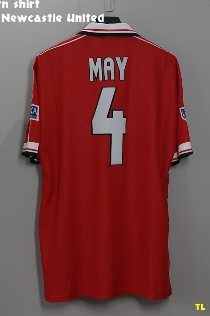 Equipación especial de Manchester United 98-99