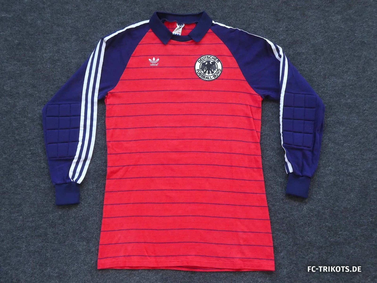 Equipación de portero de Alemania 1982