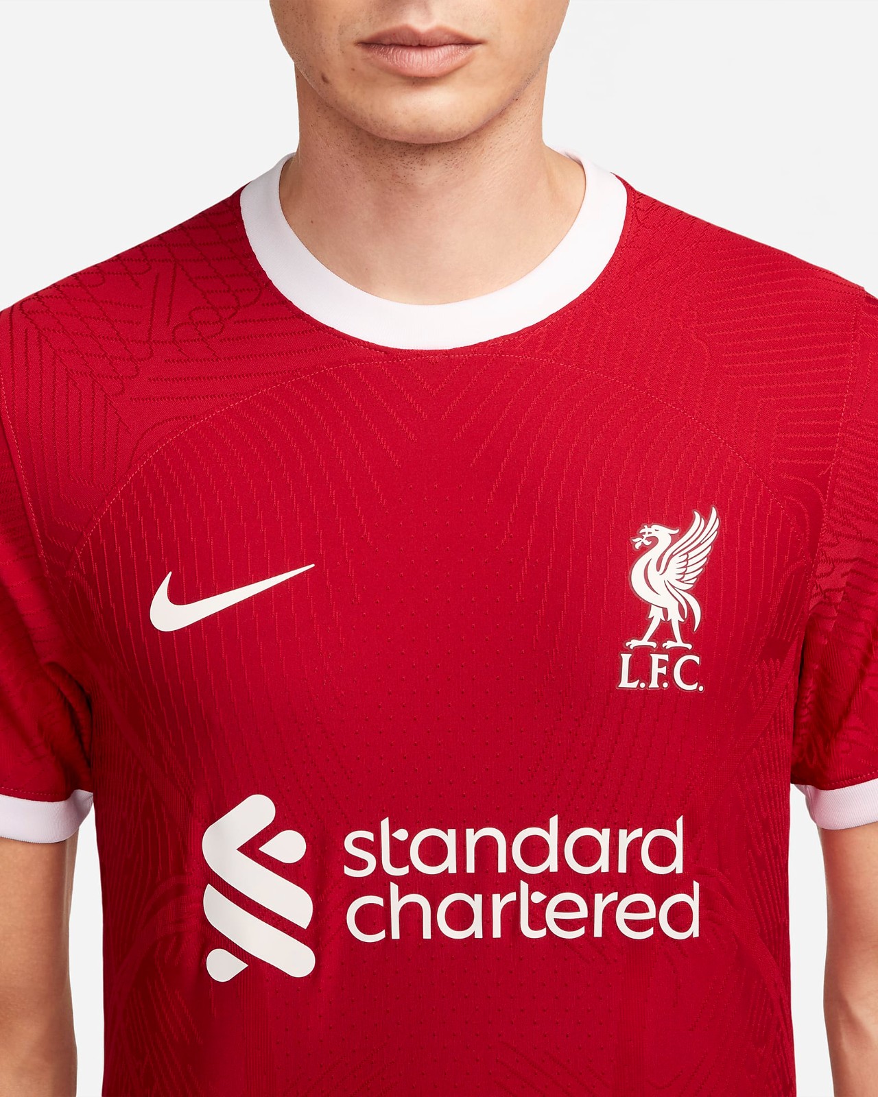 Liverpool FC 23-24 Local 3