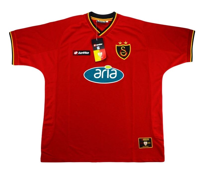 Tercera equipación de Galatasaray 01-02