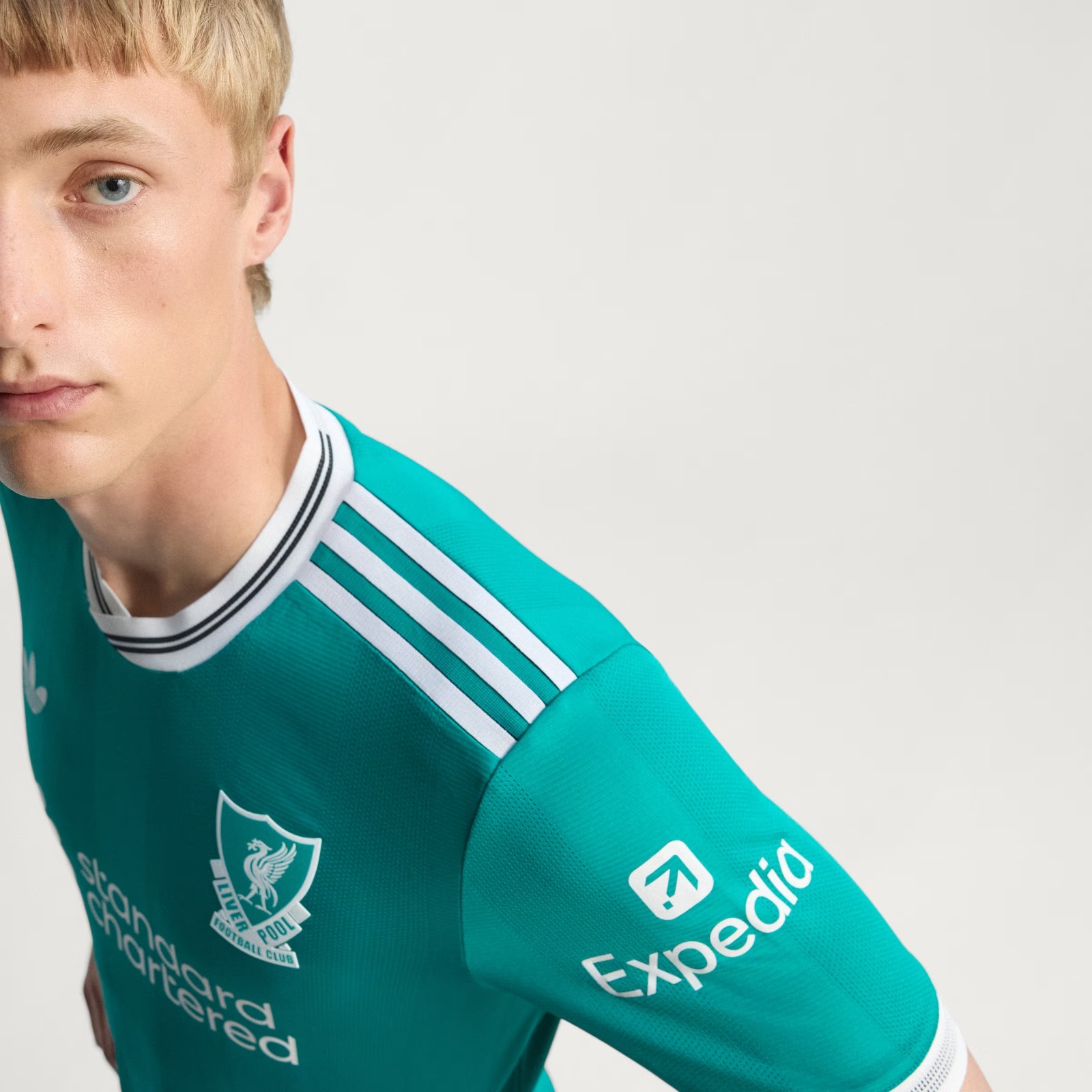 Liverpool FC 25-26 Tercera 3