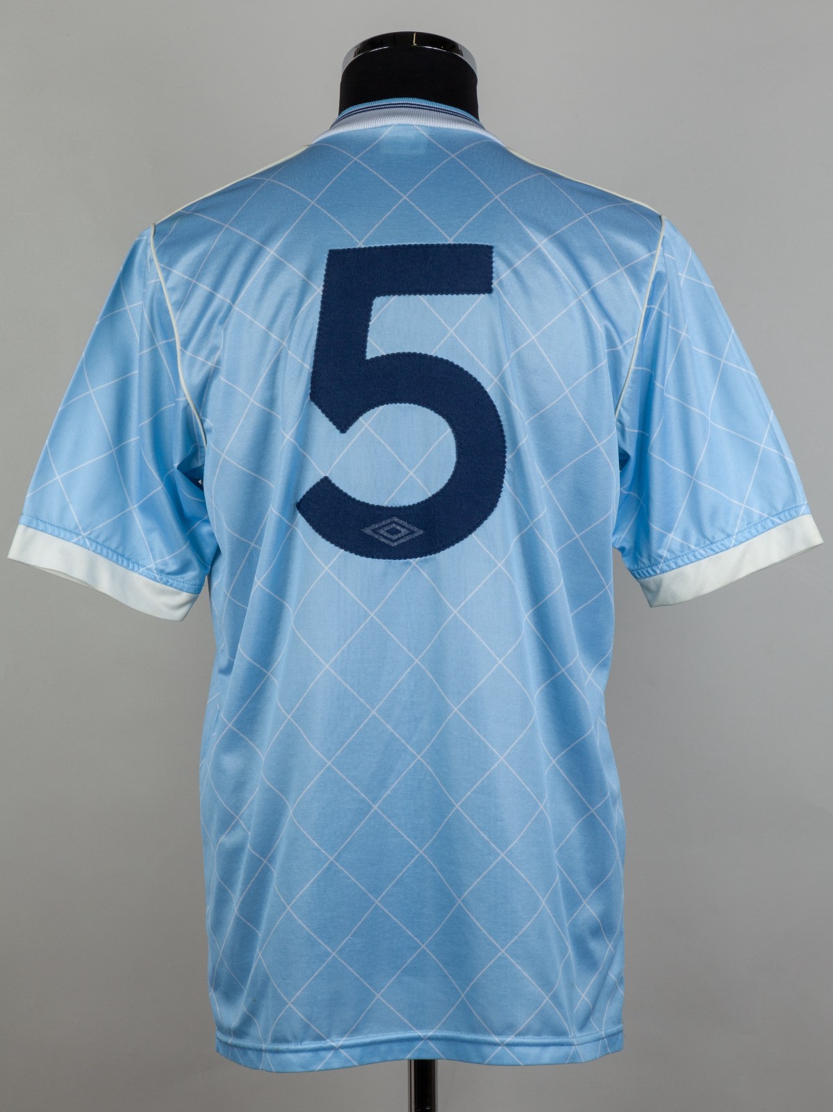 Manchester City 88-89 Local 2