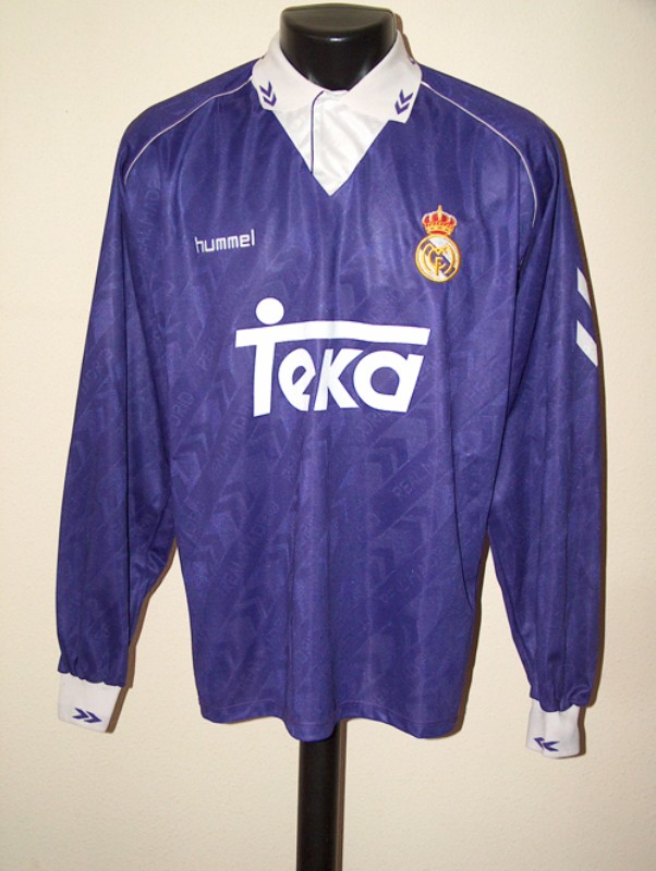 Segunda equipación de Real Madrid 93-94