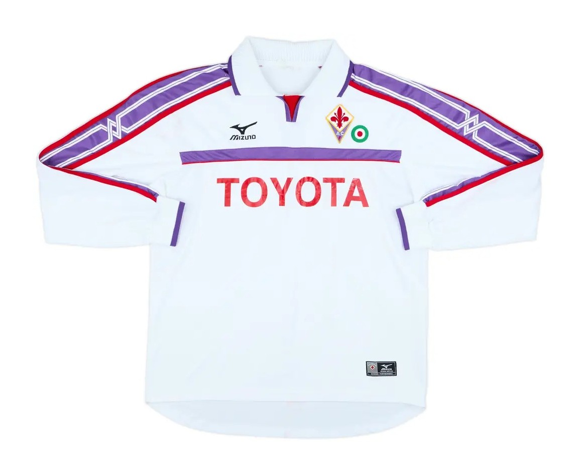 Segunda equipación de Fiorentina 01-02