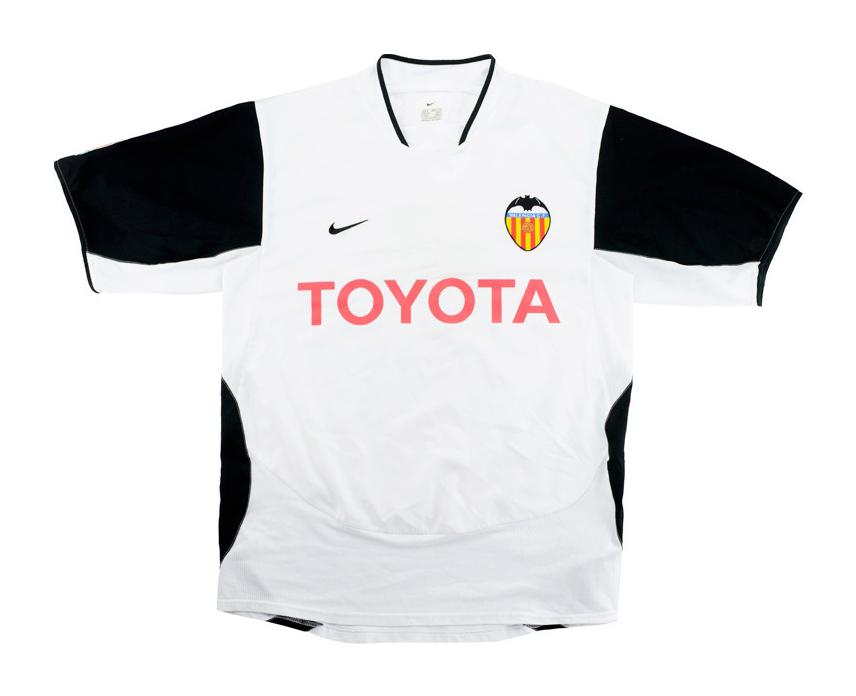Primera equipación de Valencia 03-04