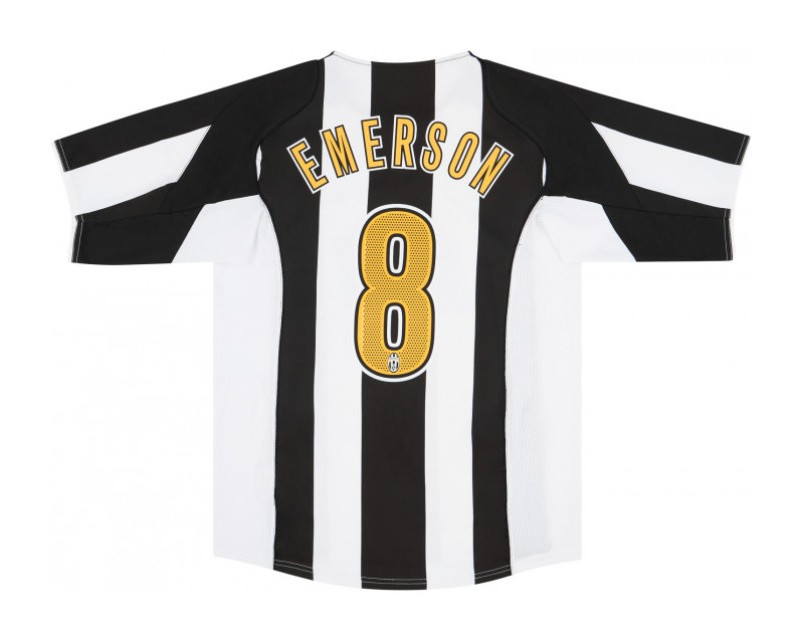 Juventus FC 04-05 Local 3