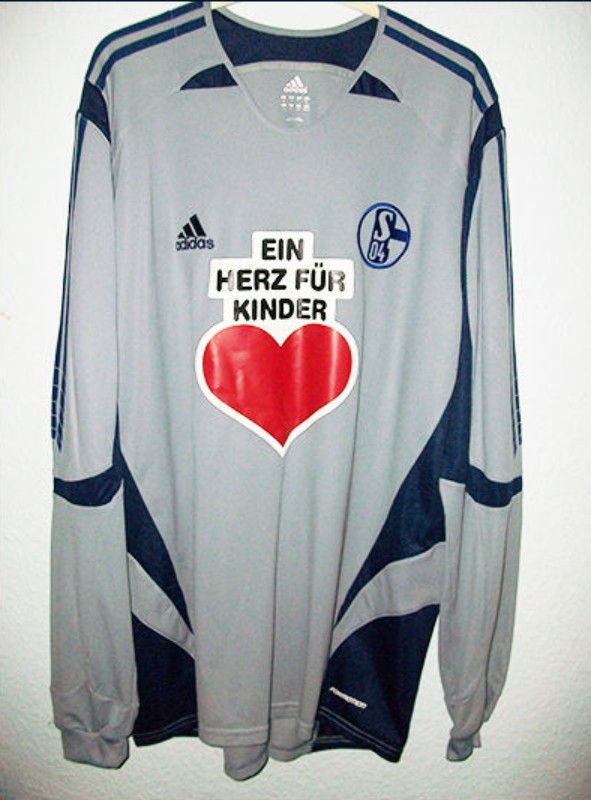 Equipación especial de Schalke 04 06-07
