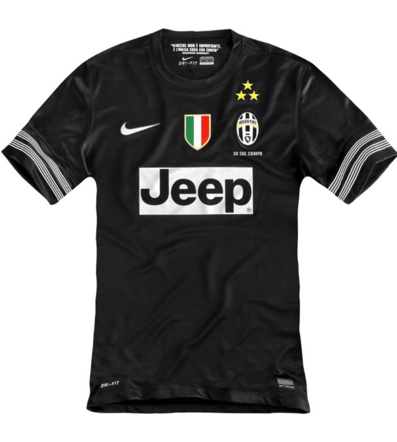 Juventus FC 12-13 Visitante 4