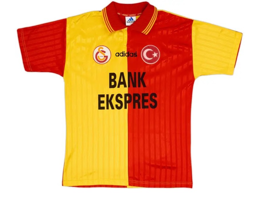 Primera equipación de Galatasaray 97-98