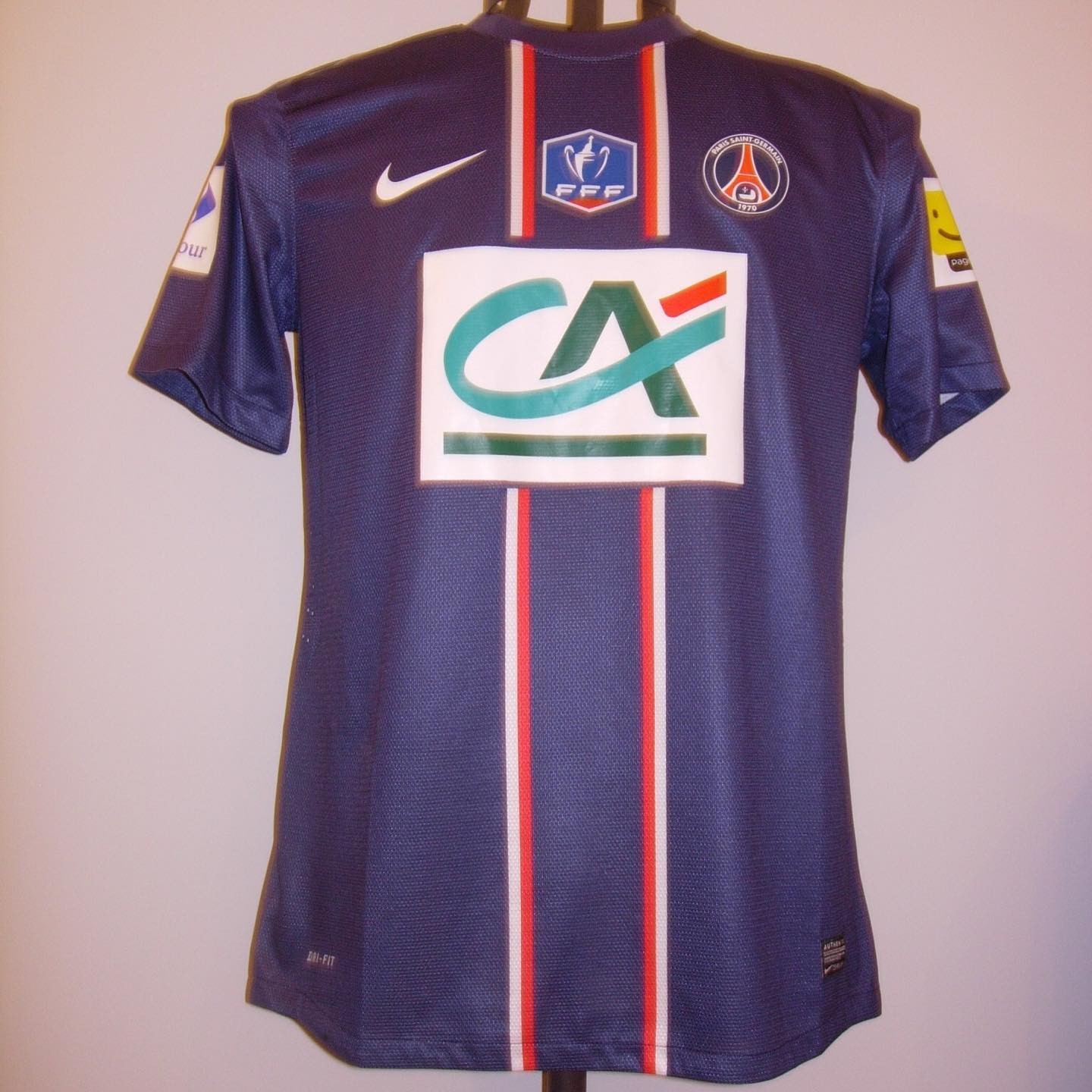 Primera equipación de Paris Saint-Germain 12-13