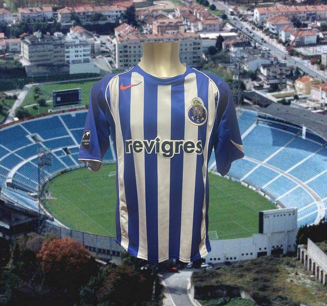 Equipación especial de Oporto 04-05