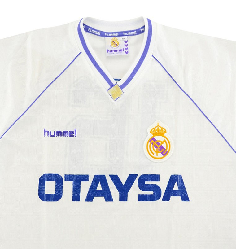 Real Madrid 91-92 Local 4