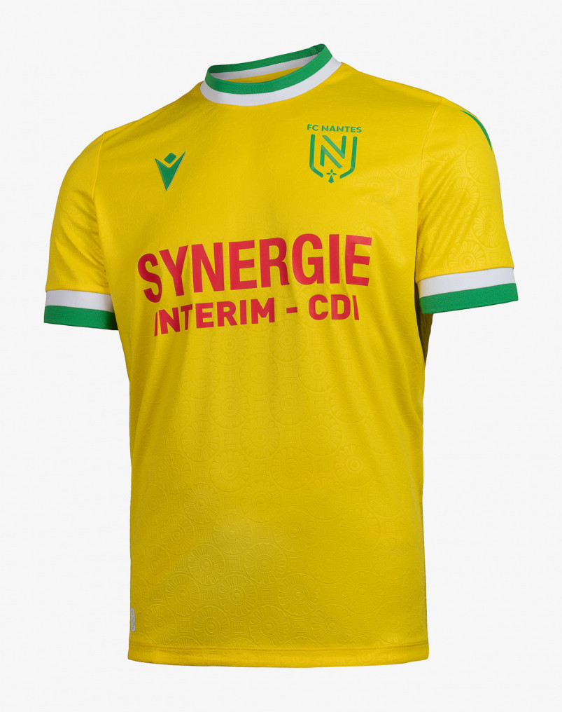 Primera equipación de Nantes 22-23