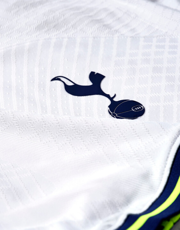 Tottenham Hotspur 22-23 Local 3