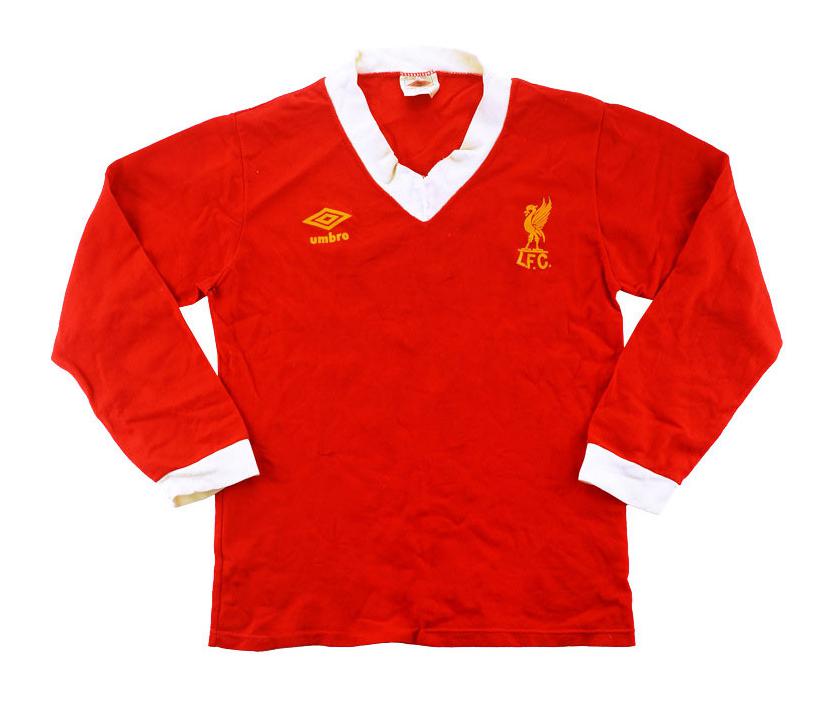 Primera equipación de LiverpoolFC 76-77