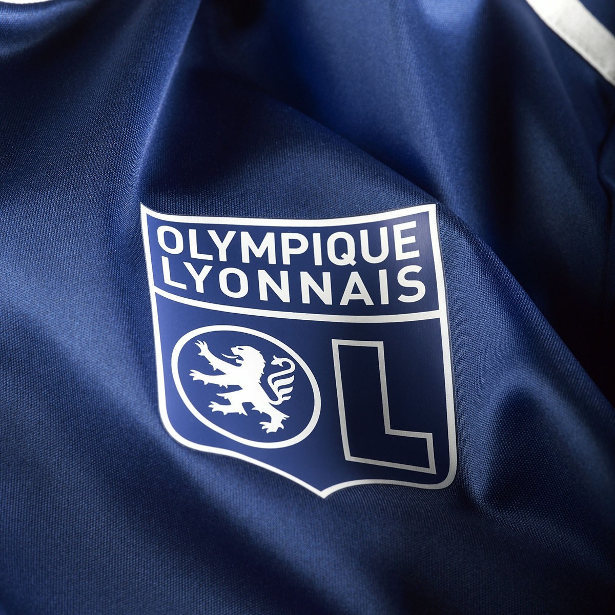 Olympique Lyonnais 14-15 Visitante 4