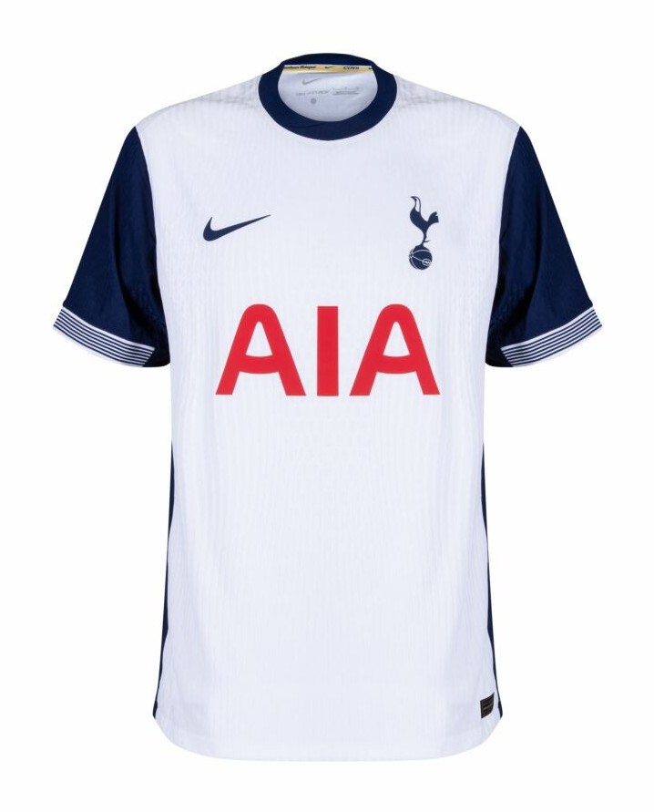 Primera equipación de Tottenham 24-25