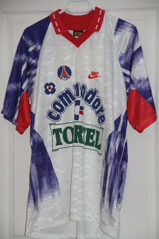 Paris Saint-Germain 92-93 Local 3