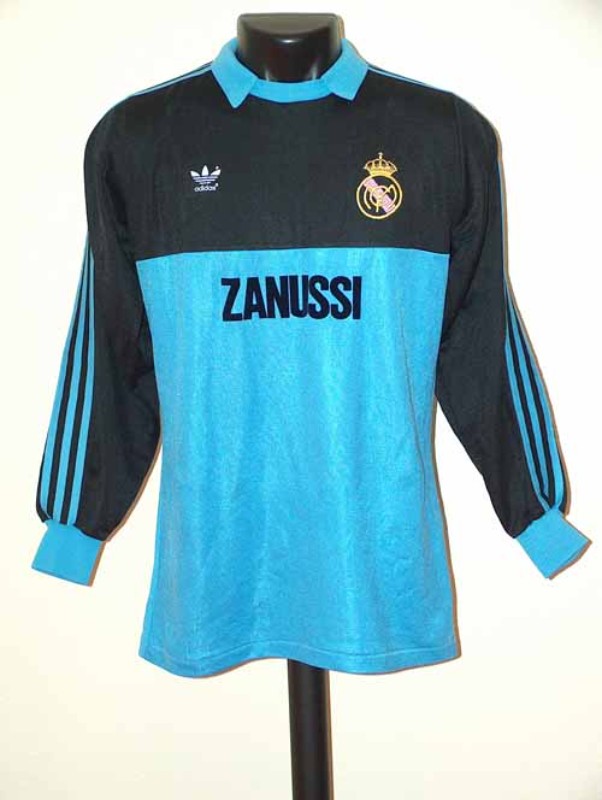Equipación de portero de Real Madrid 82-83