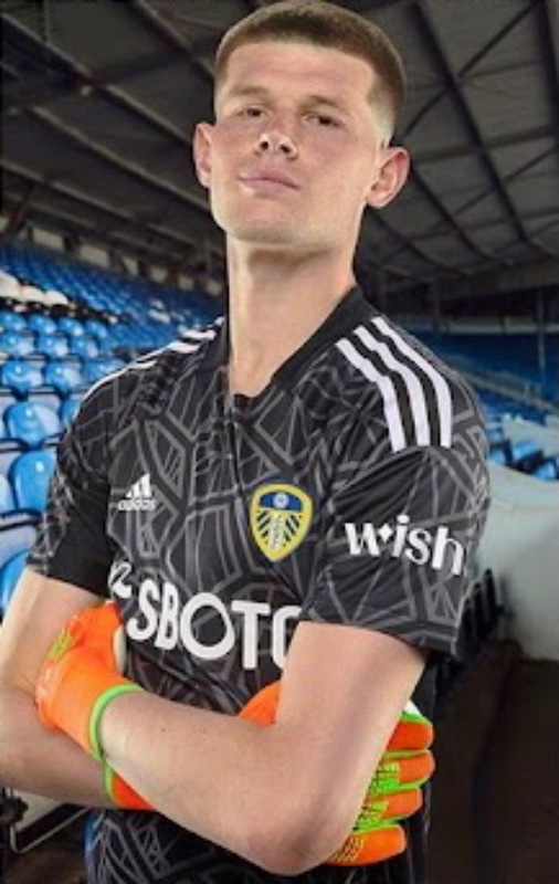 Leeds United 22-23 Portero 2