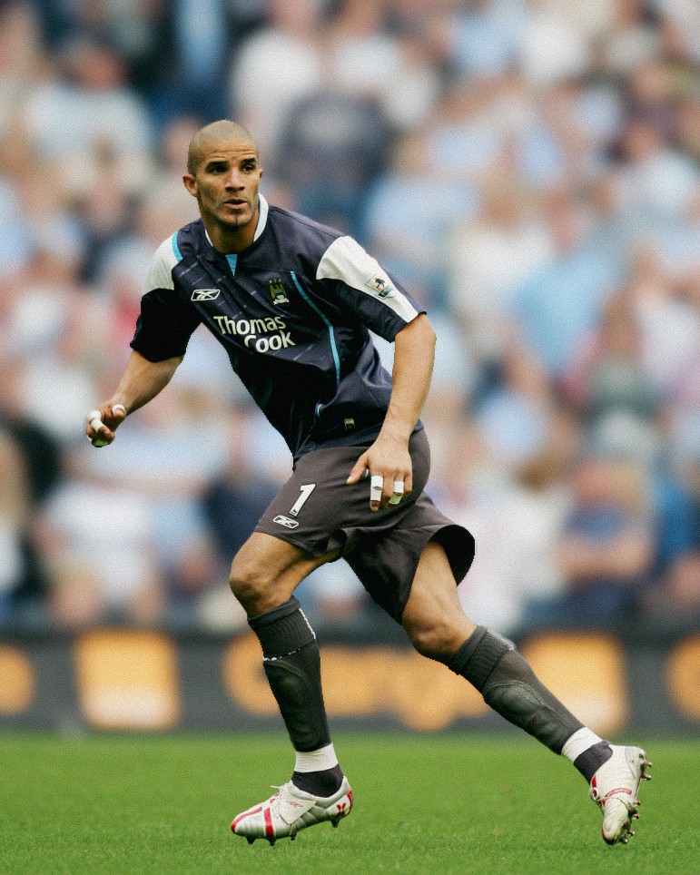 Manchester City 05-06 Visitante 3