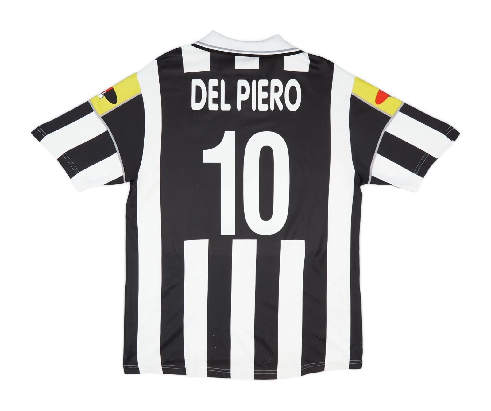 Juventus FC 00-01 Local 4