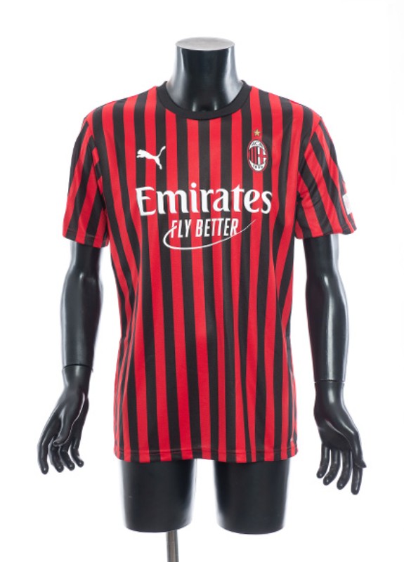 Primera equipación de Milan 19-20