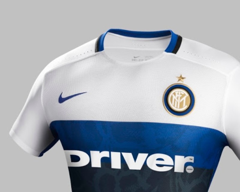 Inter Milan 15-16 Visitante 3