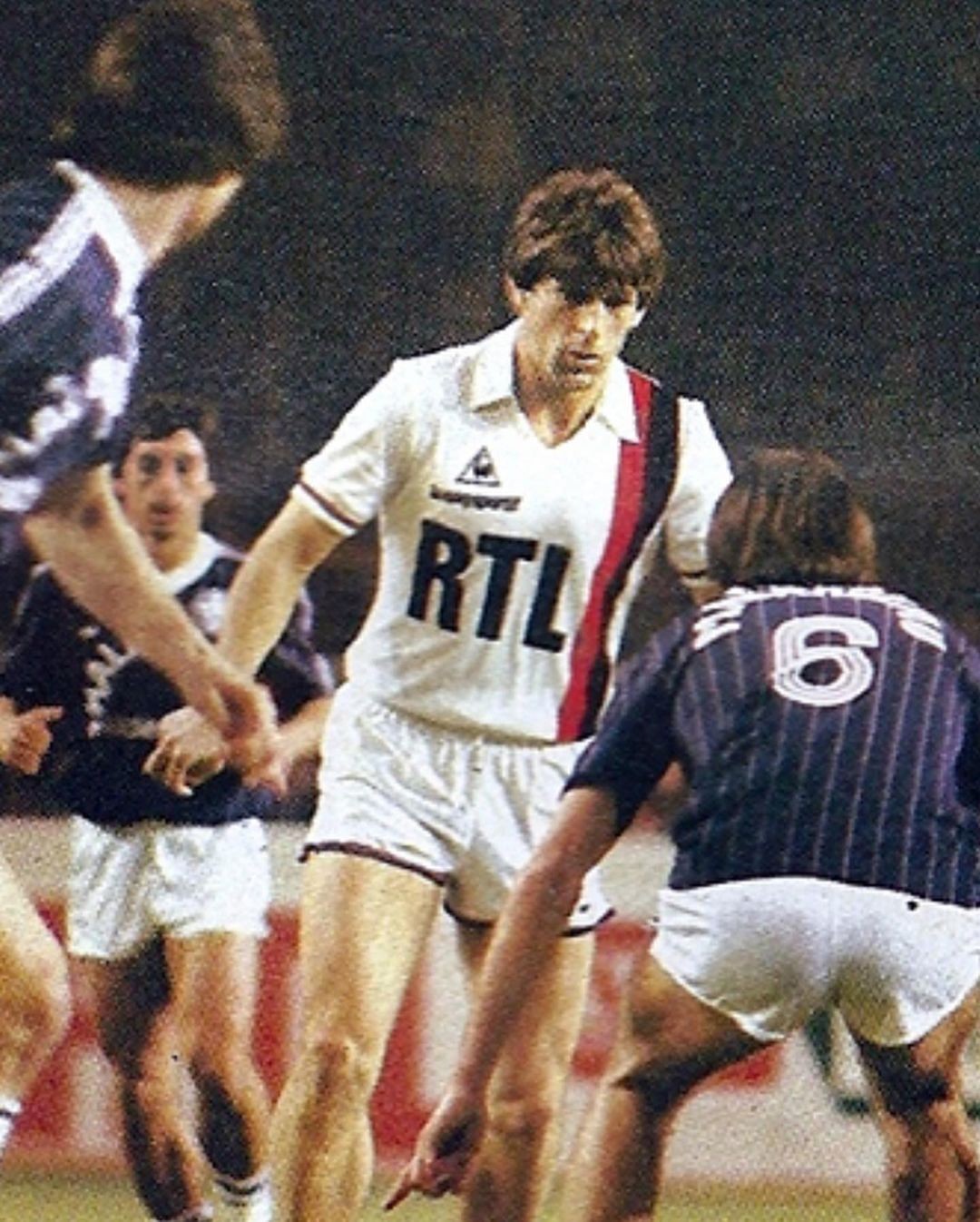 Paris Saint-Germain 83-84 Especial 2