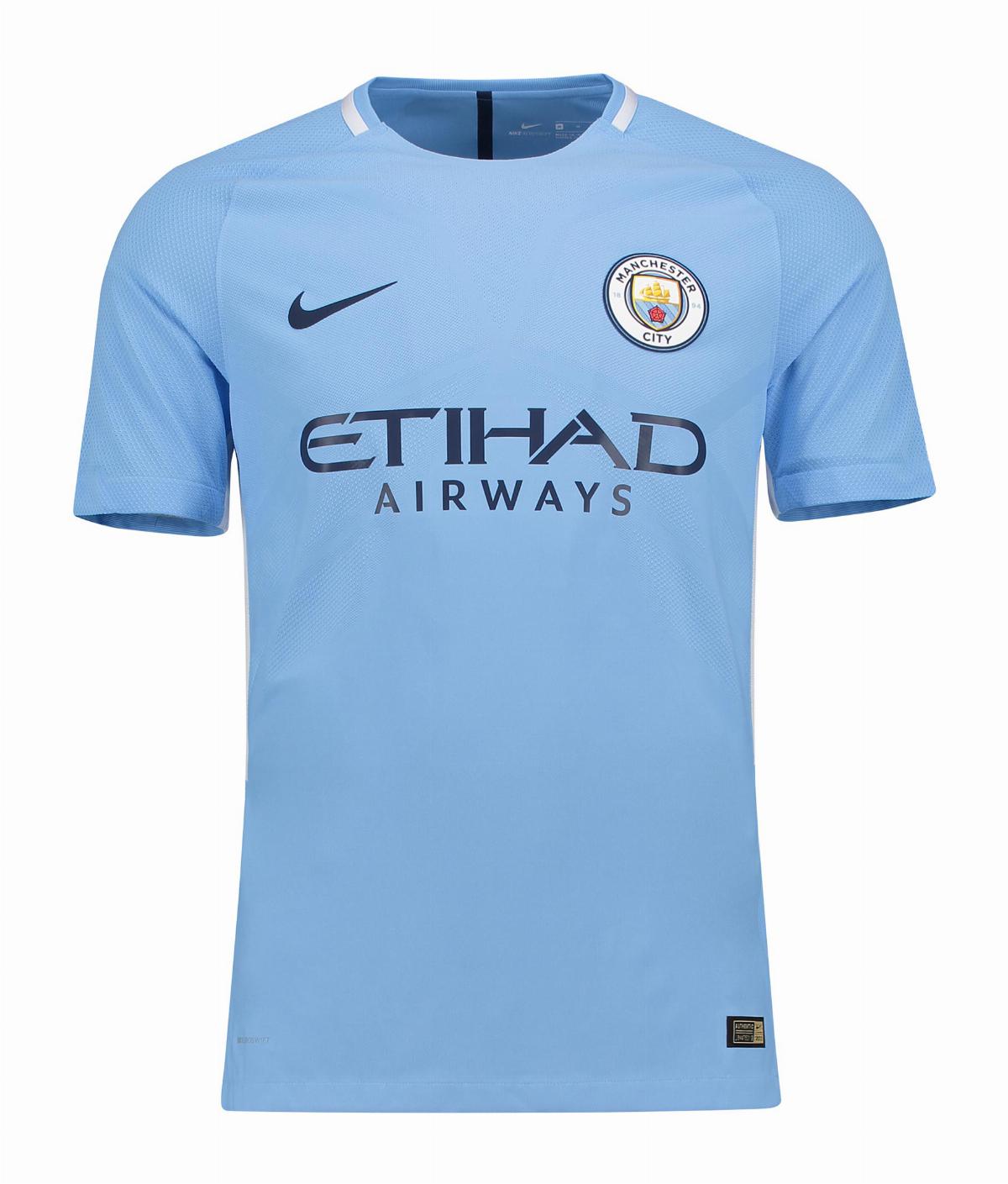 Primera equipación de Man City 17-18