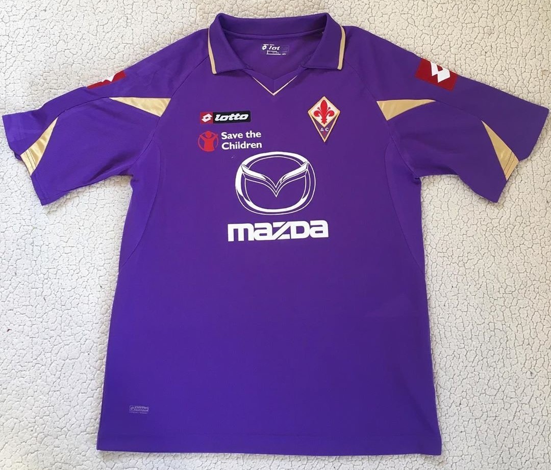 Primera equipación de Fiorentina 10-11