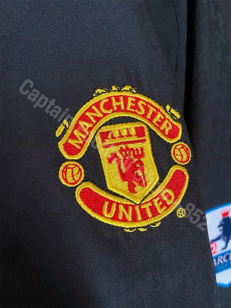 Manchester United 04-05 Visitante 4