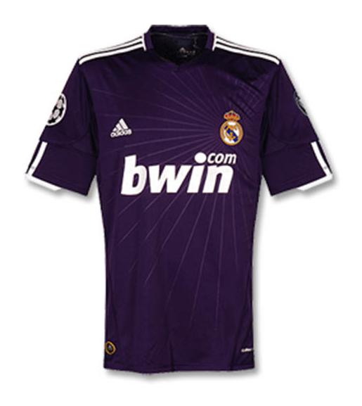 Tercera equipación de Real Madrid 10-11