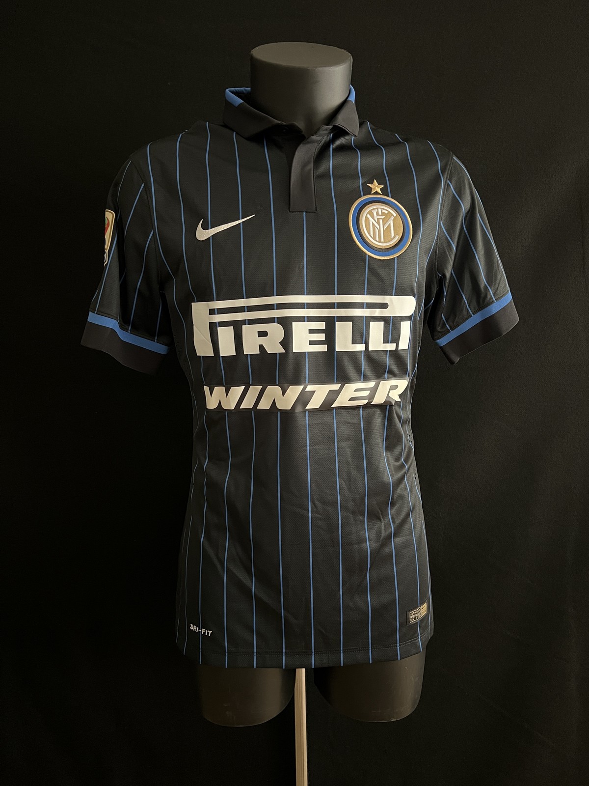 Primera equipación de Inter de Milán 14-15