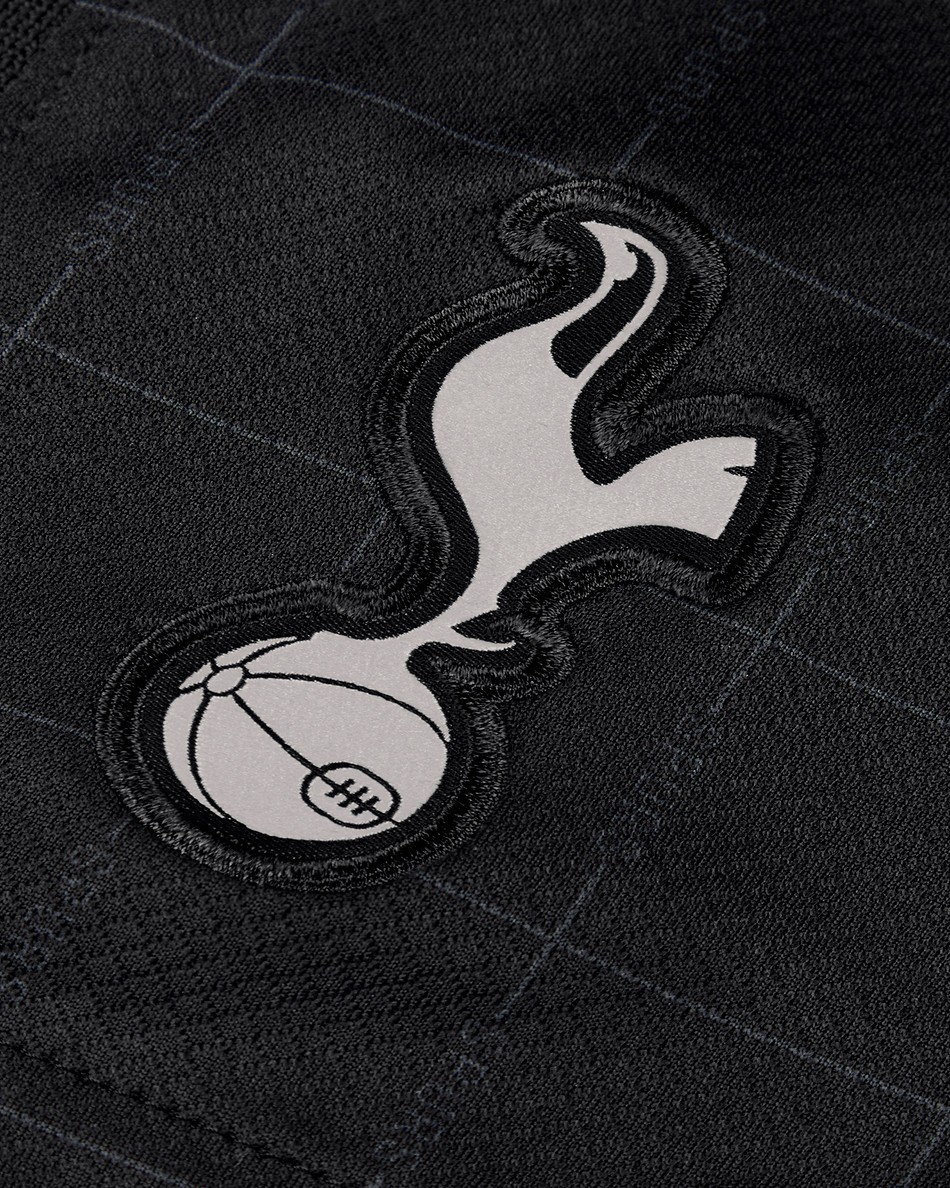 Tottenham Hotspur 25-26 Visitante 4