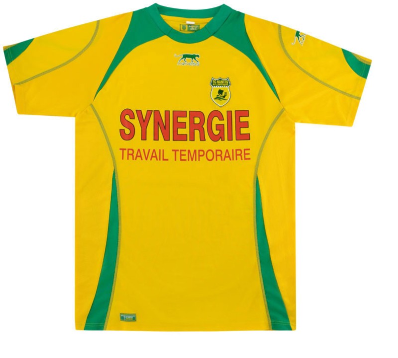 Primera equipación de Nantes 05-06