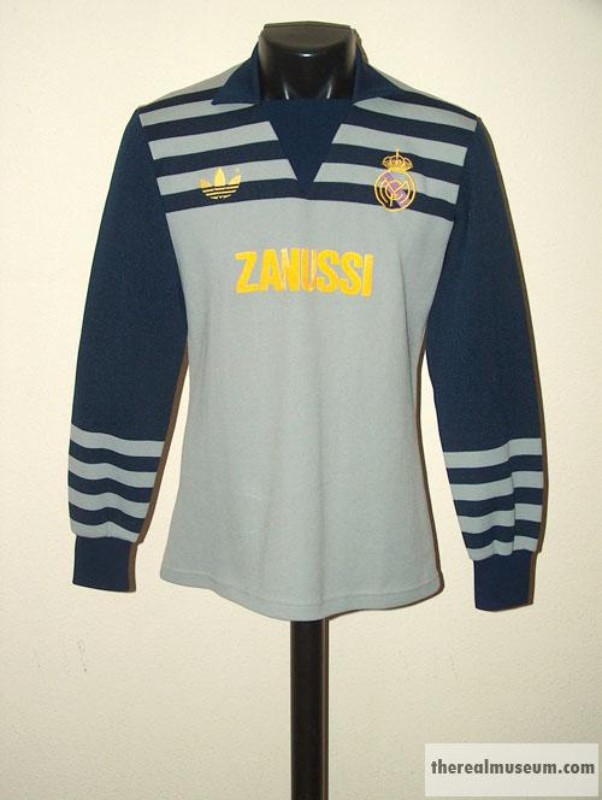 Equipación de portero de Real Madrid 83-84