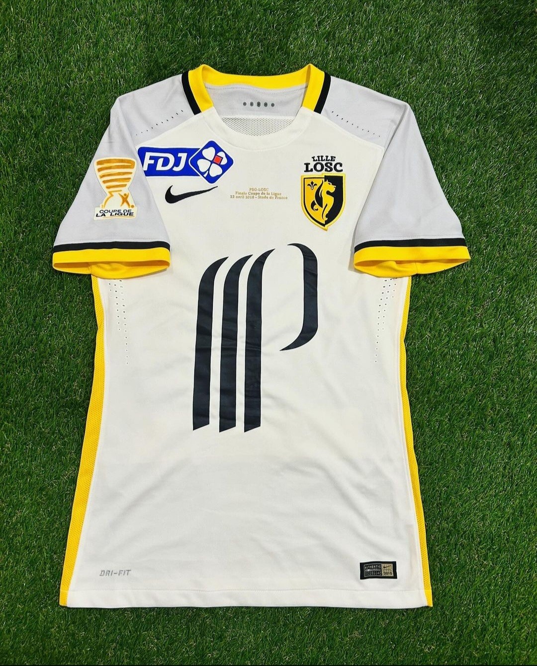 Equipación especial de Lille 15-16