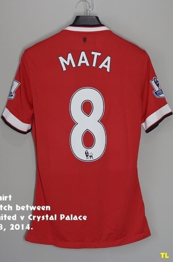 Manchester United 14-15 Local 2