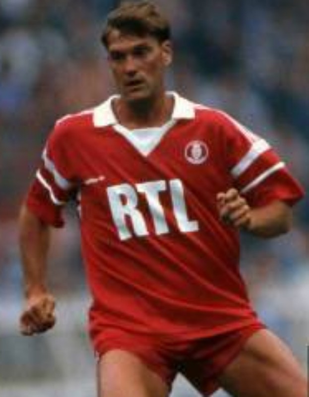 Equipación especial de Monaco 88-89