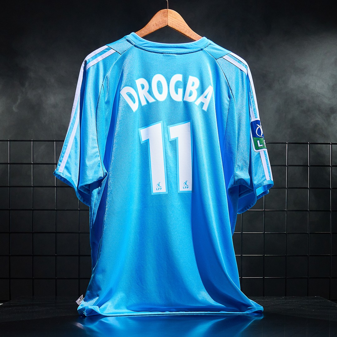 Olympique Marseille 03-04 Visitante 4